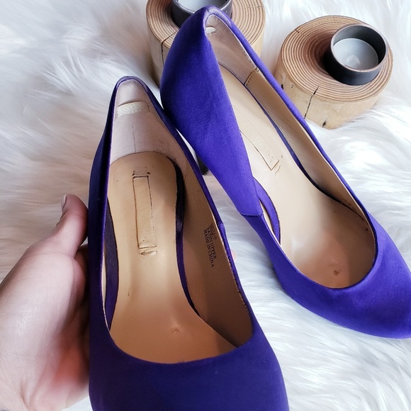 BCBG Skyla Satin Deep Purple Pumps - Picture 6 of 8